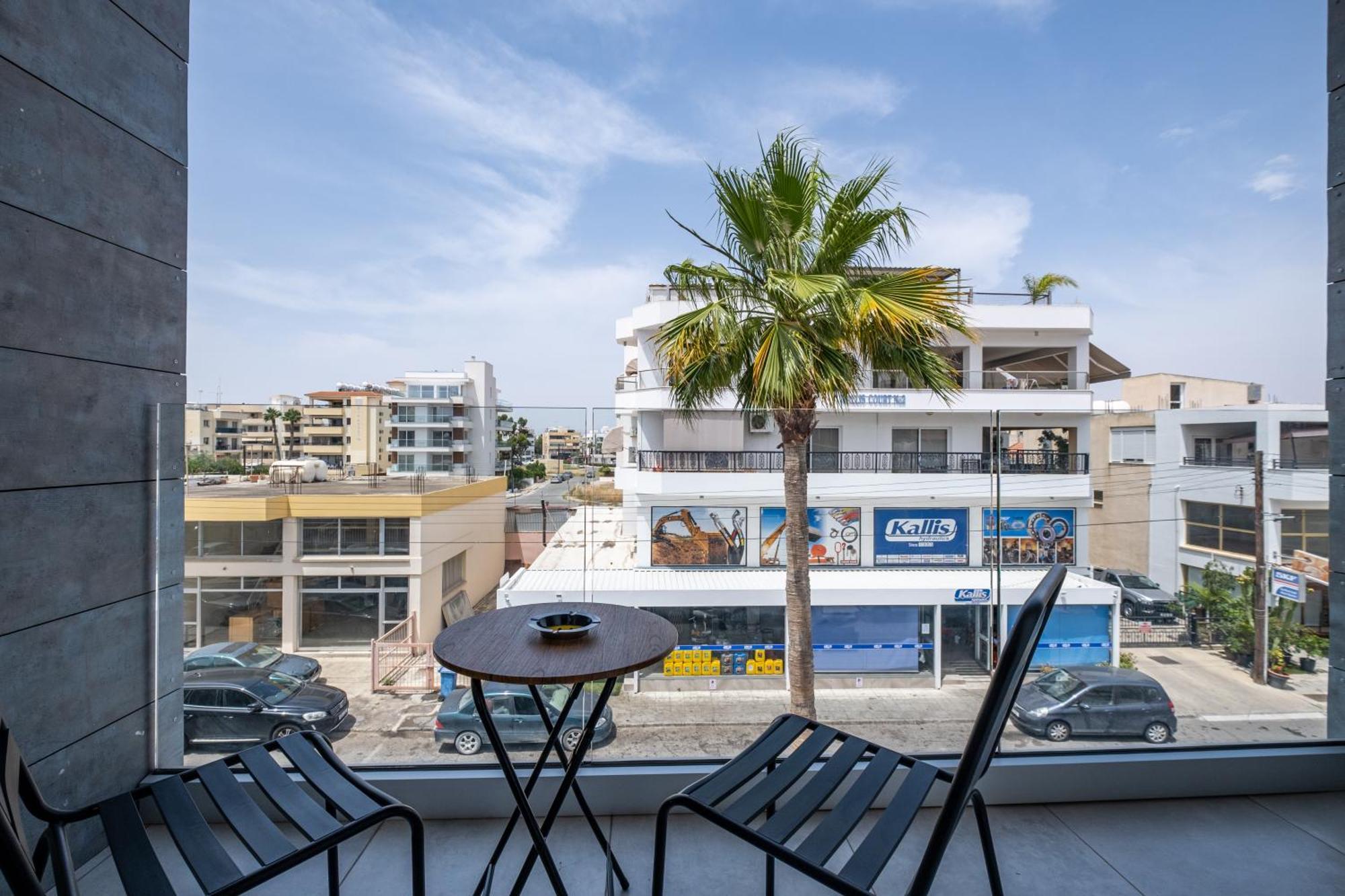 Georgiana Suites Larnaca Exterior photo