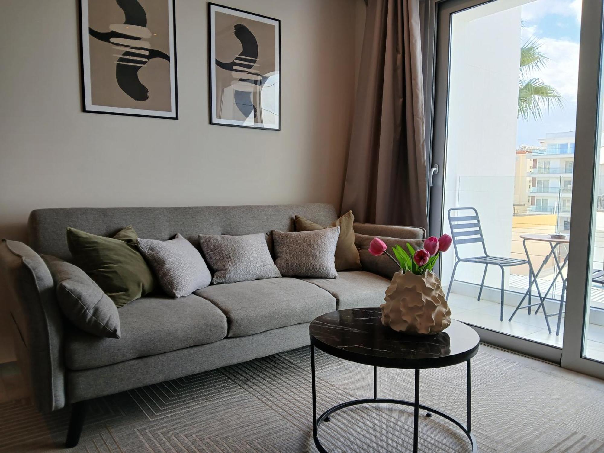 Georgiana Suites Larnaca Exterior photo