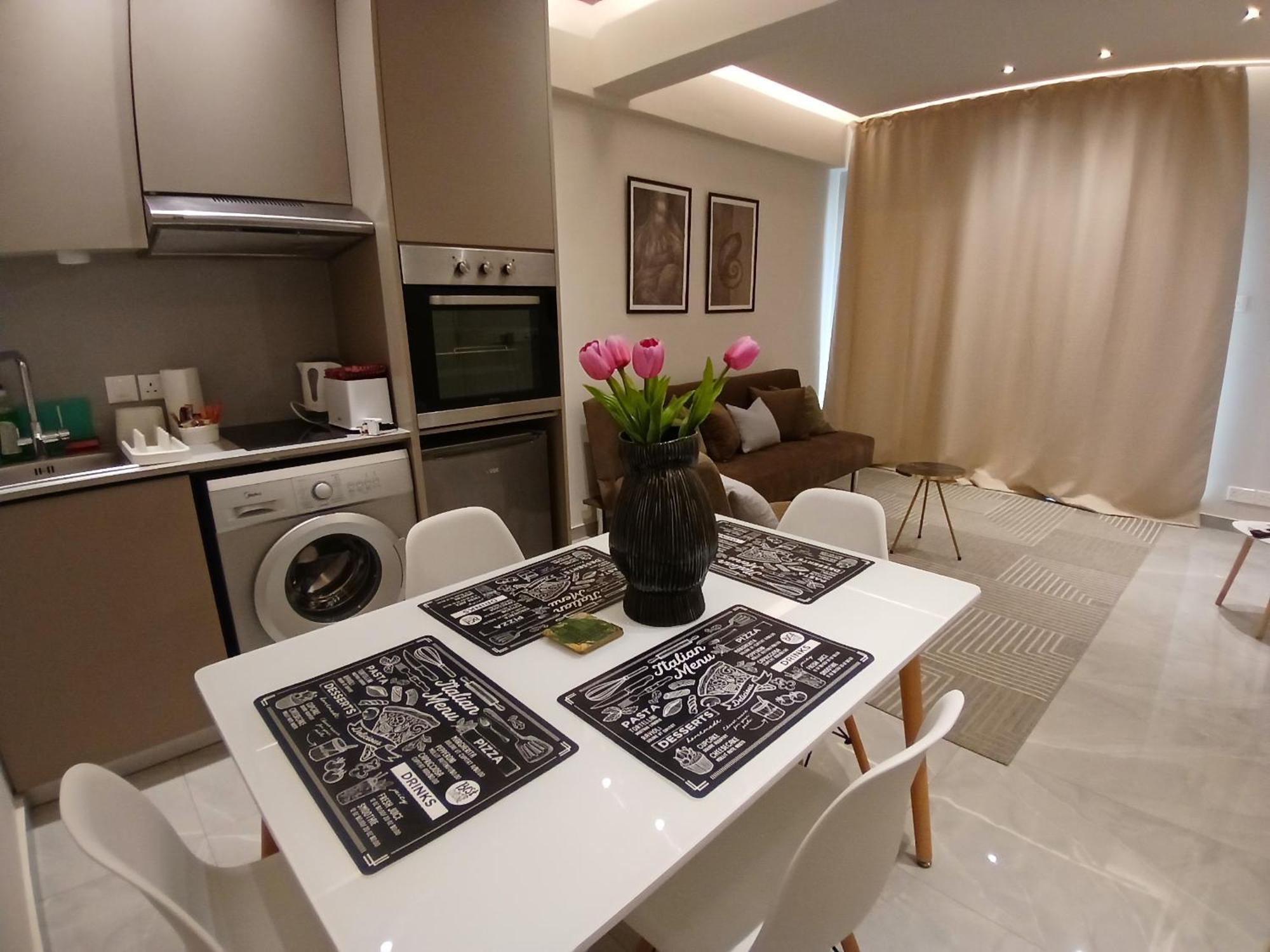 Georgiana Suites Larnaca Exterior photo