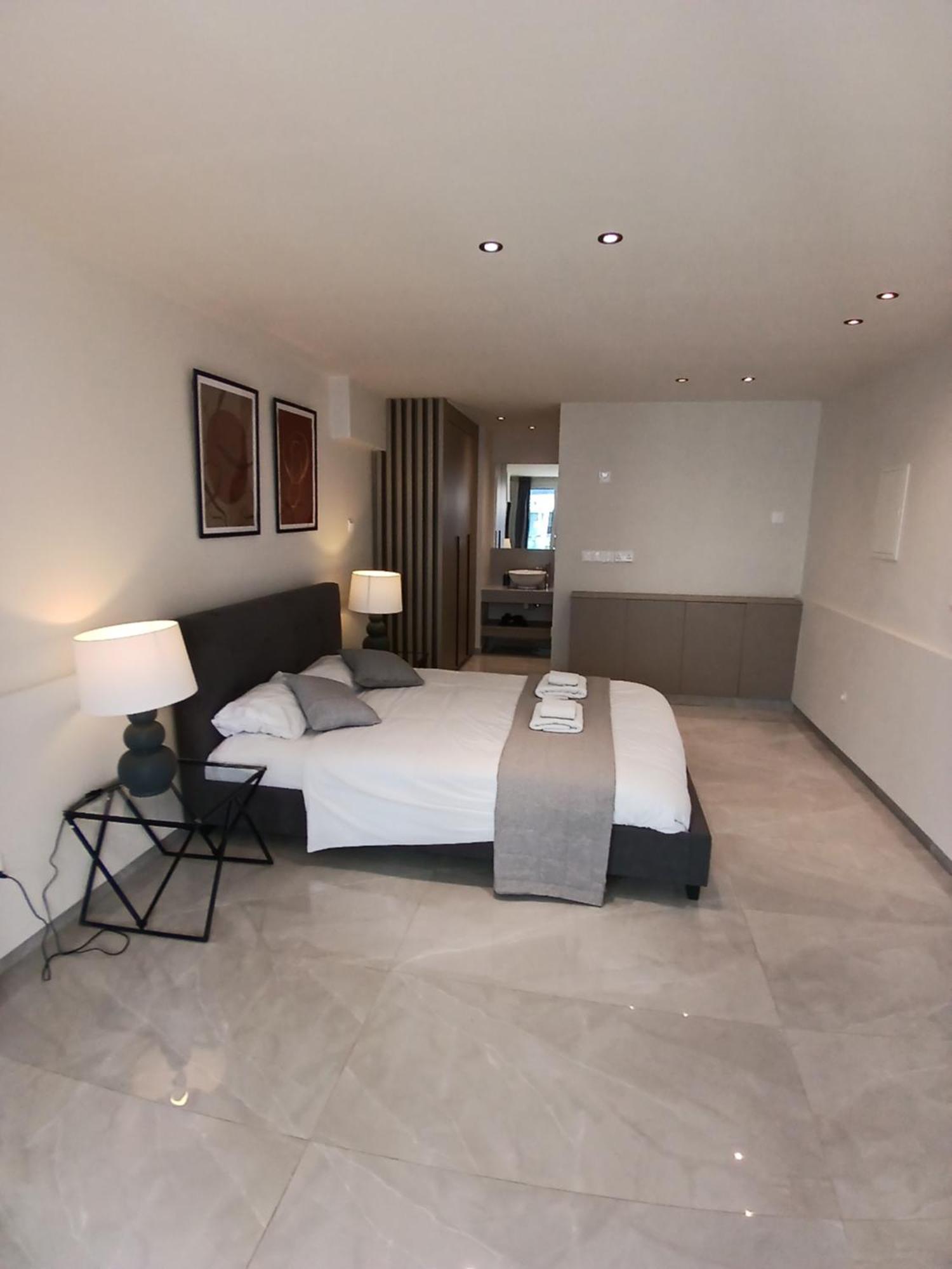Georgiana Suites Larnaca Room photo