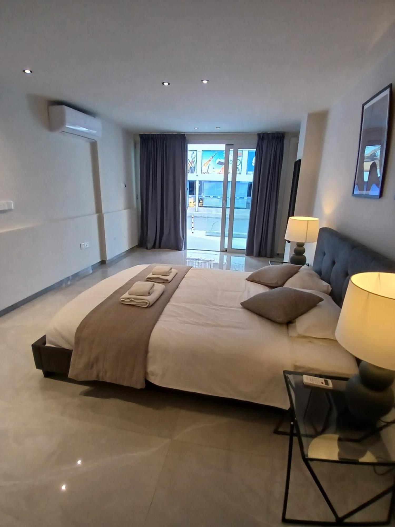 Georgiana Suites Larnaca Room photo