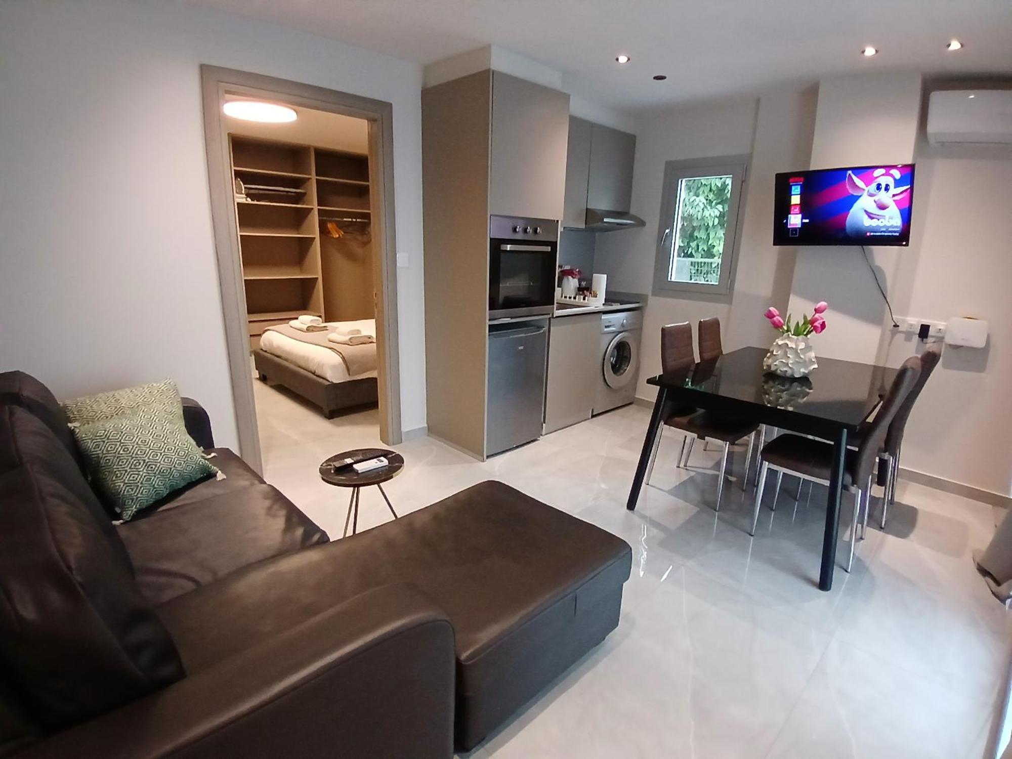 Georgiana Suites Larnaca Room photo